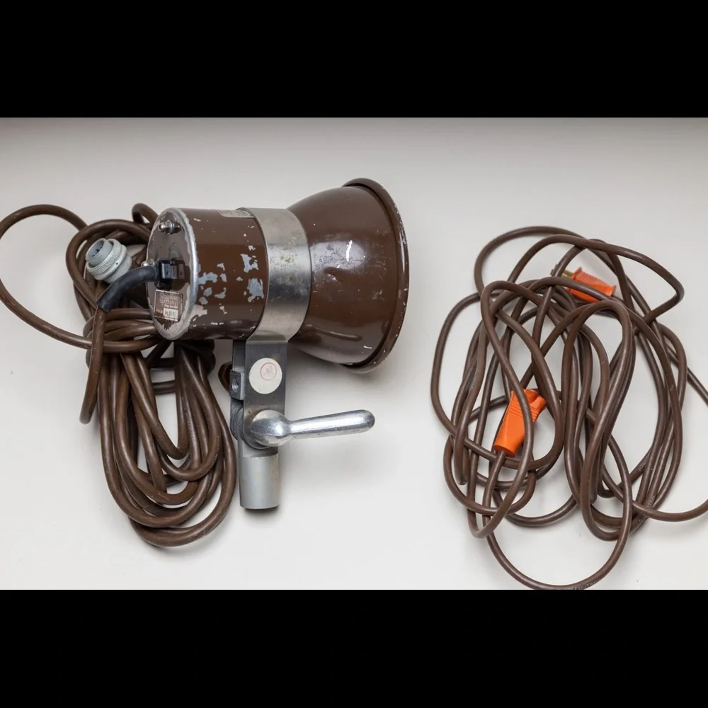 The Speedotron brown line lighting system